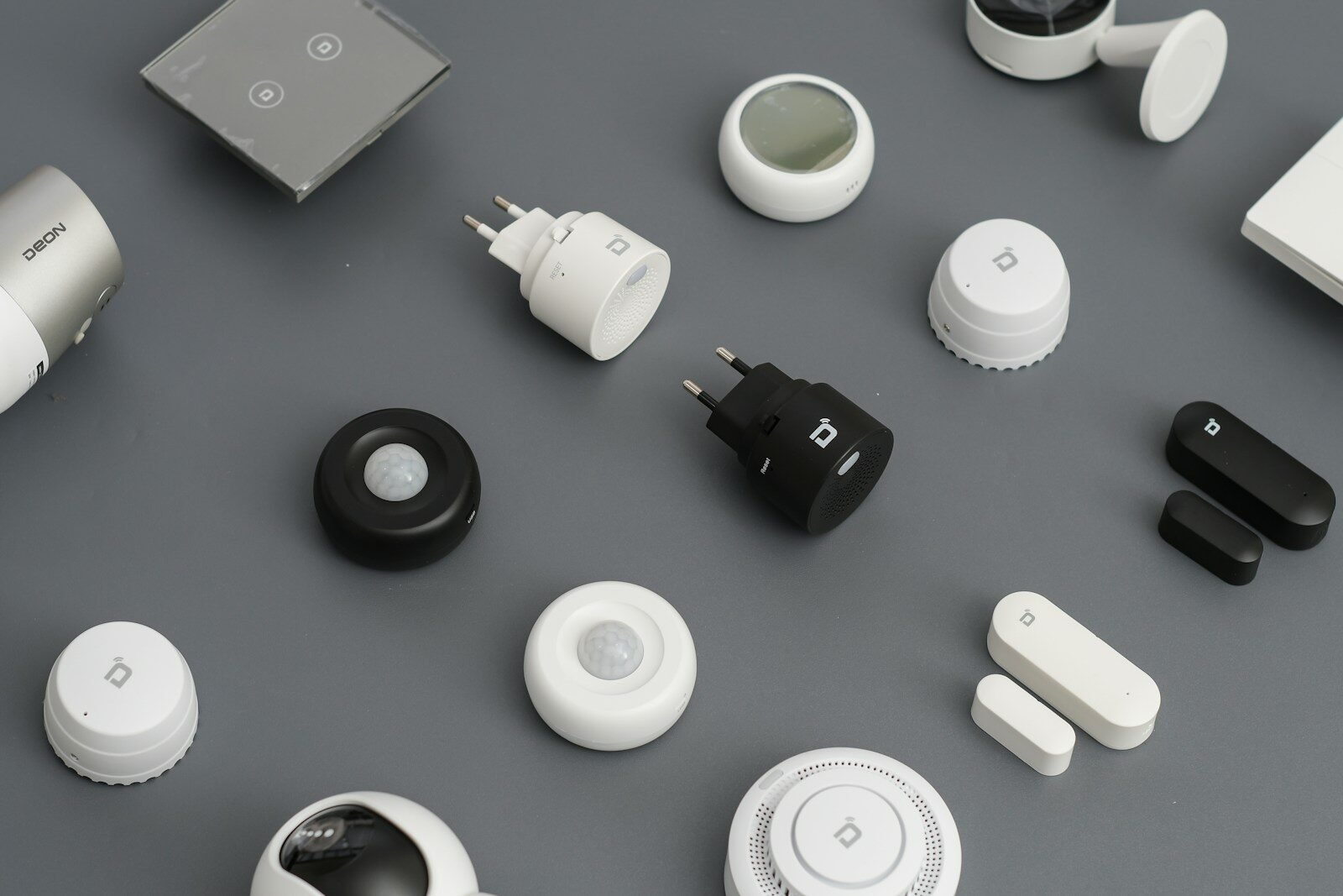 Smart Gadgets: The Future of Convenient and Connected Living