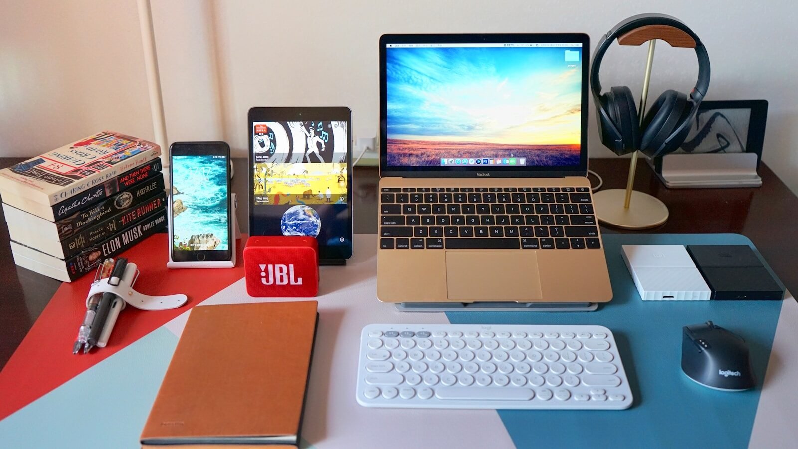 Smart Gadgets: How Connected Technology Is Transforming Everyday Life